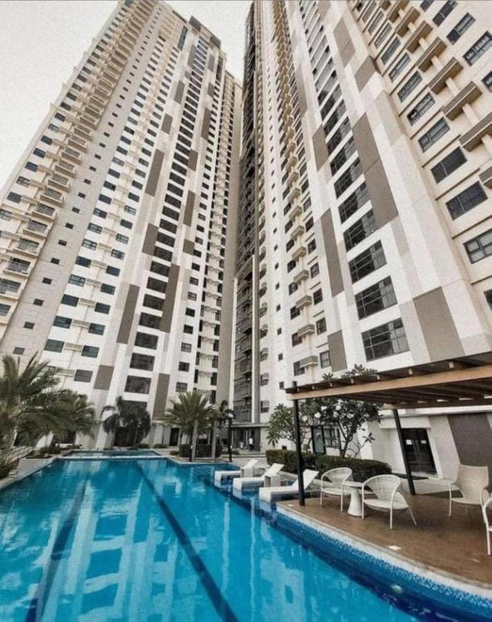 Horizon 101 A12 Shortwalk To Mango Avenue & Robinson Mall Cebu Dış mekan fotoğraf